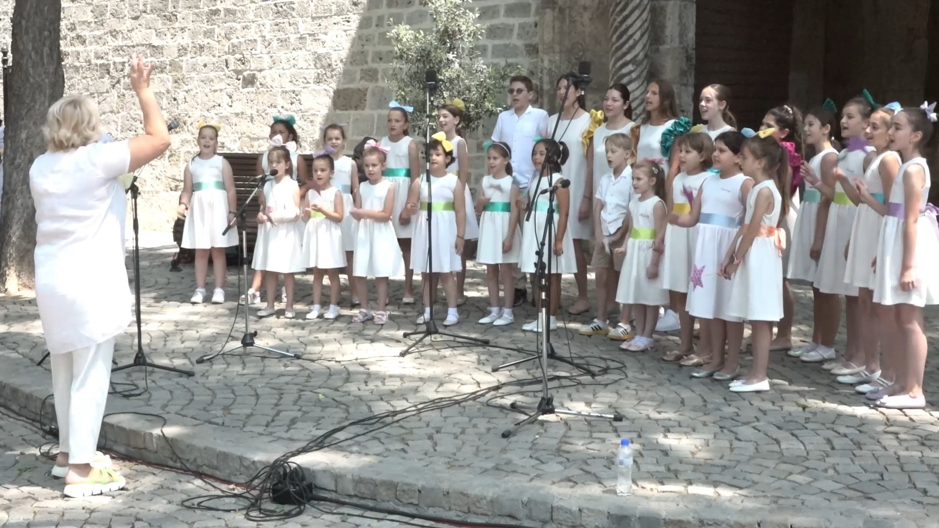 Песма која нас спаја